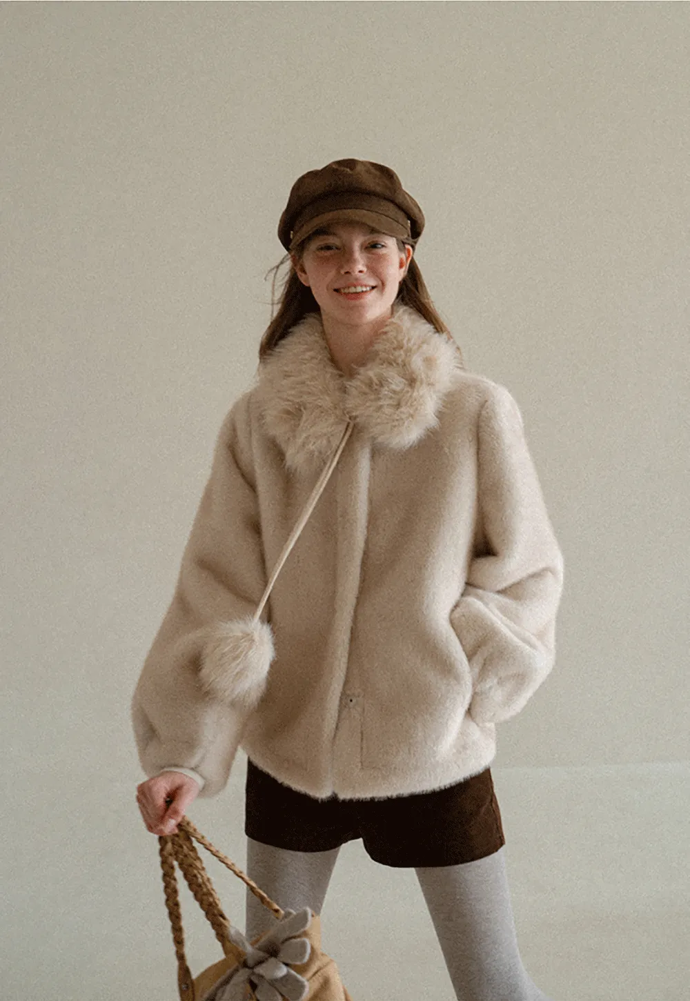 Faux Fur Collar Oversized Short Jacket
