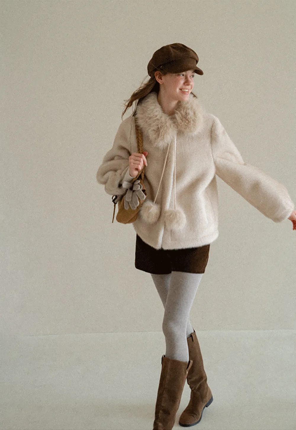 Faux Fur Collar Oversized Short Jacket
