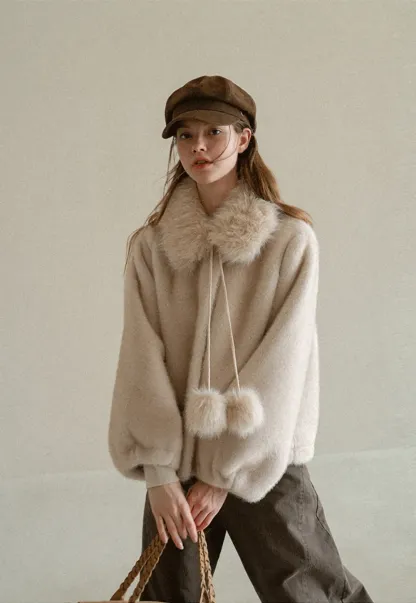 Faux Fur Collar Oversized Short Jacket