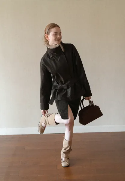 Faux Fur Collar Belted Short Jacket