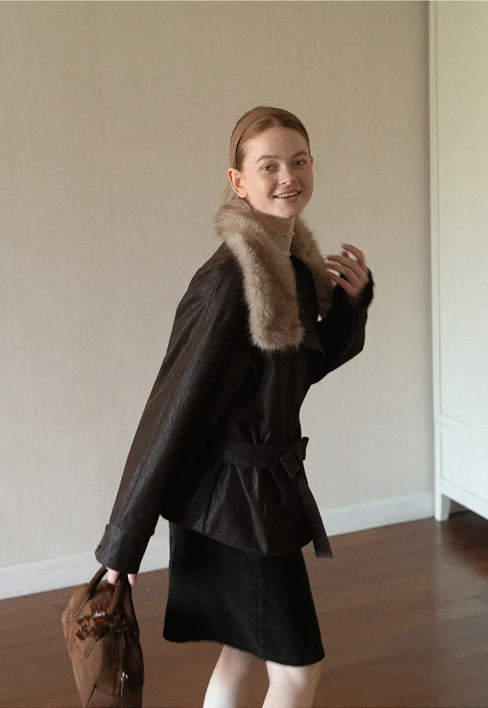 Faux Fur Collar Belted Short Jacket