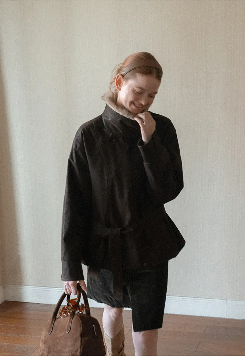 Faux Fur Collar Belted Short Jacket