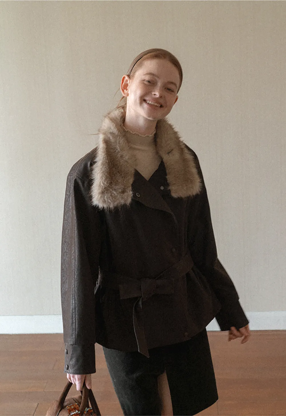 Faux Fur Collar Belted Short Jacket