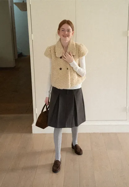 Shearling Texture Collared Sleeveless Short Jacket