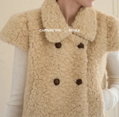 Shearling Texture Collared Sleeveless Short Jacket