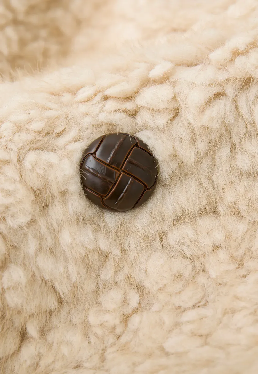 Shearling Texture Collared Sleeveless Short Jacket