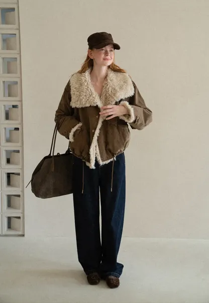 Shearling Trimmed Oversized Short Jacket
