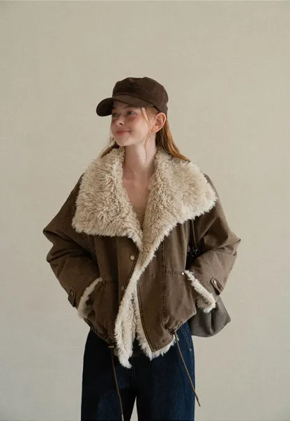 Shearling Trimmed Oversized Short Jacket