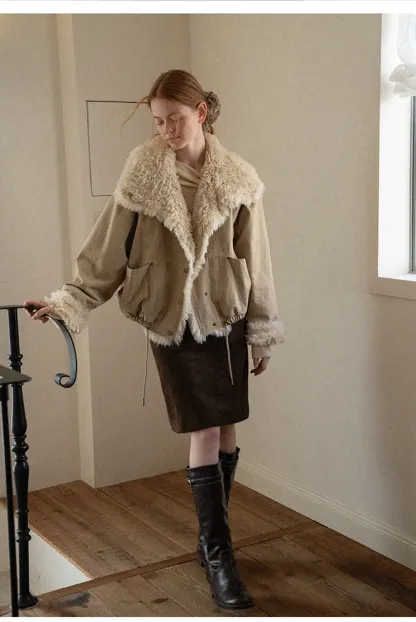 Shearling Trimmed Oversized Short Jacket