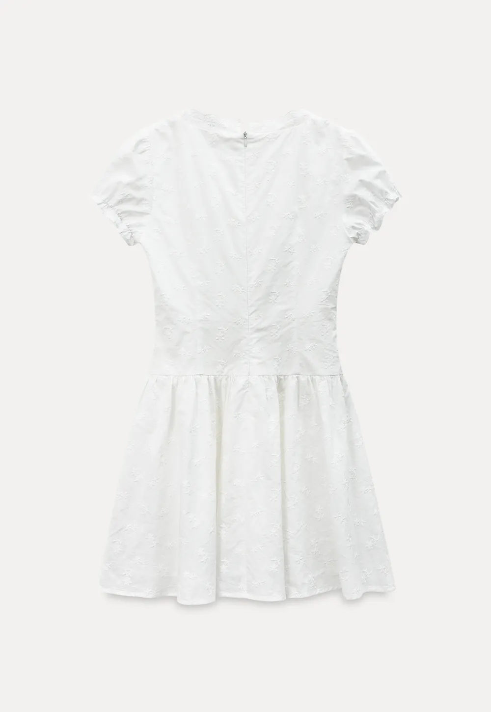 Short dress with puff sleeves and scalloped neckline