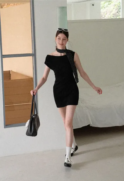 Off Shoulder Sleeveless Fitted Dress with Neck Scarf Detail