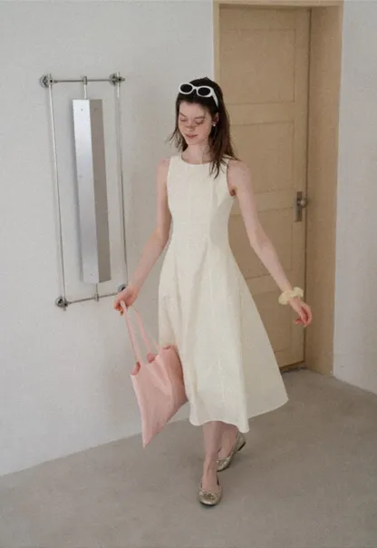 Sleeveless A-Line Midi Dress with Structured Bodice