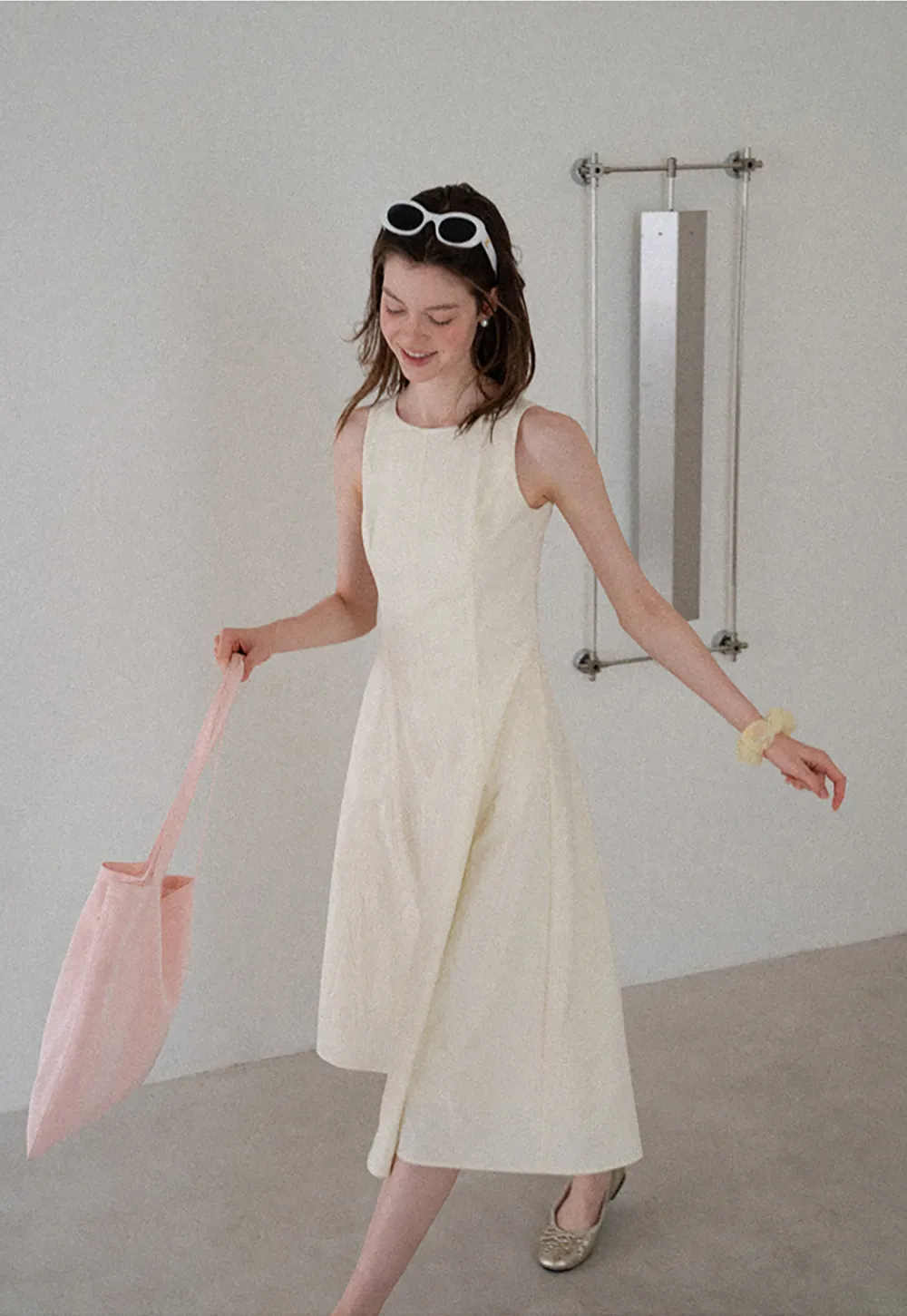 Sleeveless A-Line Midi Dress with Structured Bodice