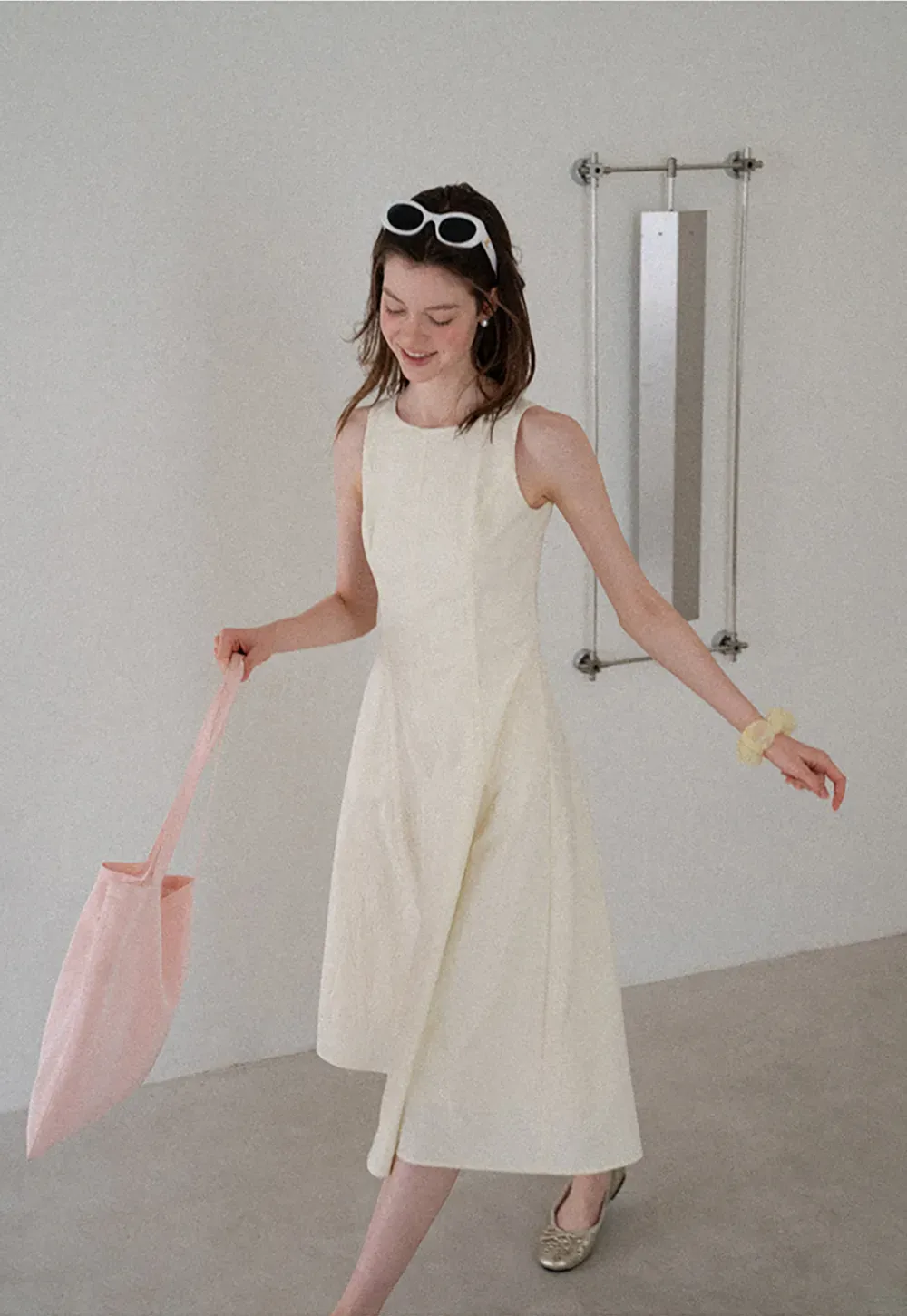Sleeveless A-Line Midi Dress with Structured Bodice