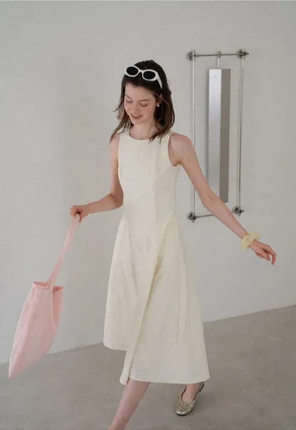 Sleeveless A-Line Midi Dress with Structured Bodice