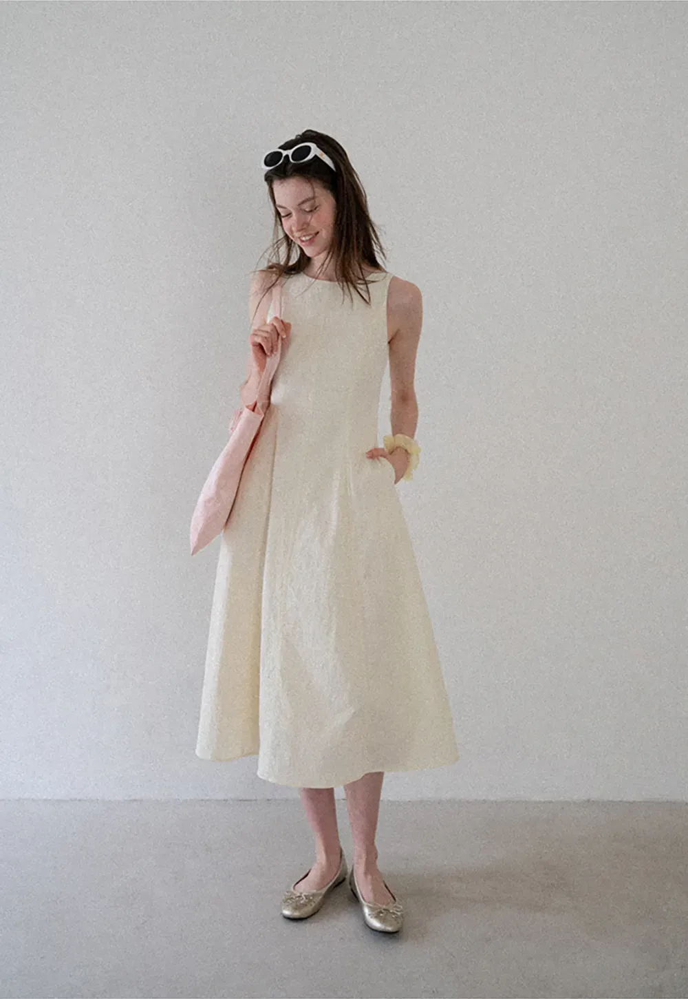 Sleeveless A-Line Midi Dress with Structured Bodice