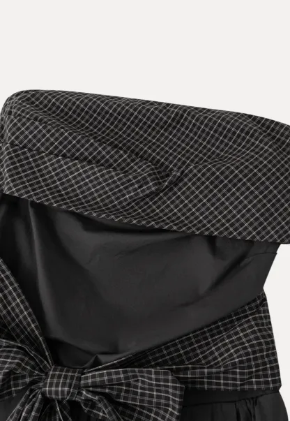 Strapless dress with checkered bodice and tie waist