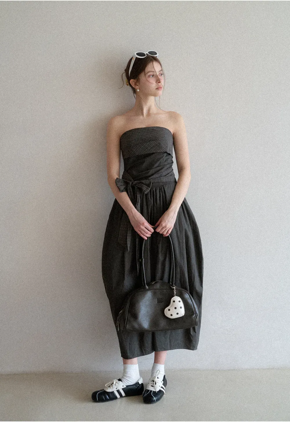 Strapless dress with checkered bodice and tie waist