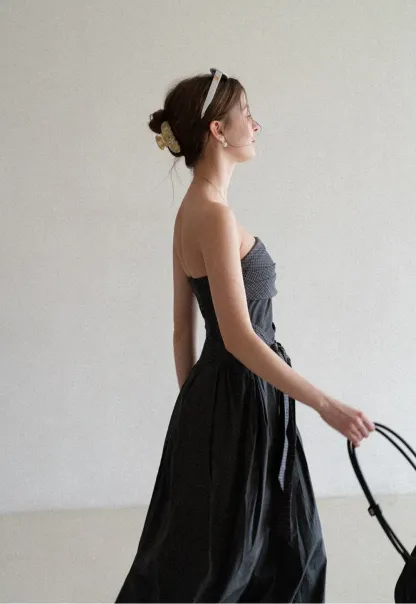 Strapless dress with checkered bodice and tie waist