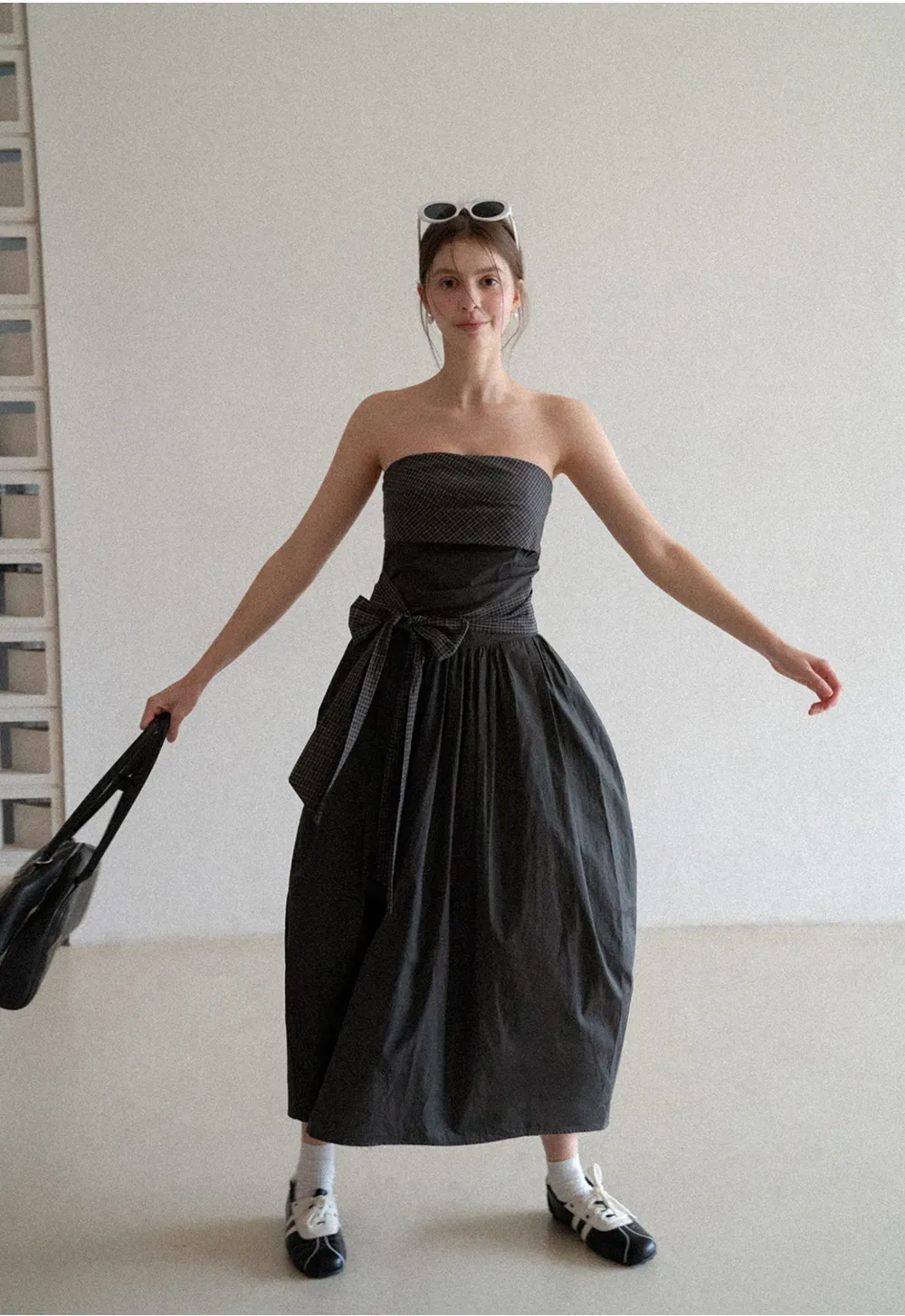 Strapless dress with checkered bodice and tie waist