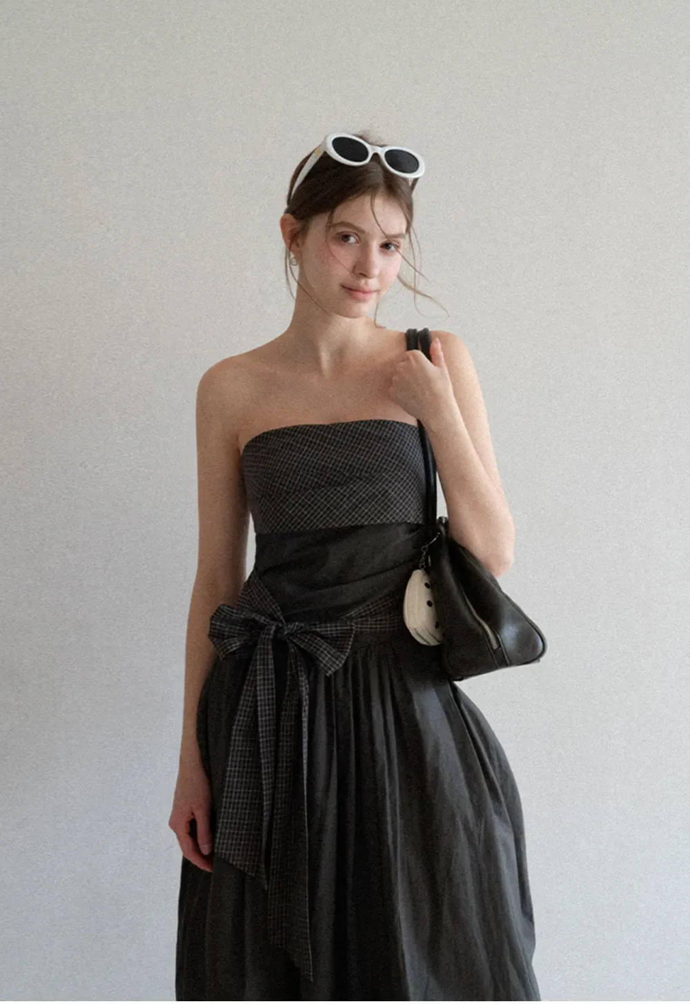Strapless dress with checkered bodice and tie waist