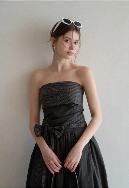 Strapless dress with checkered bodice and tie waist