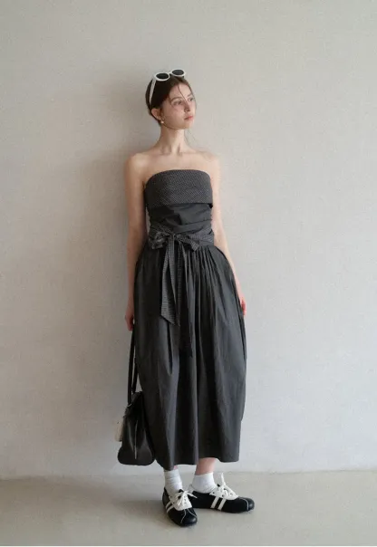 Strapless dress with checkered bodice and tie waist