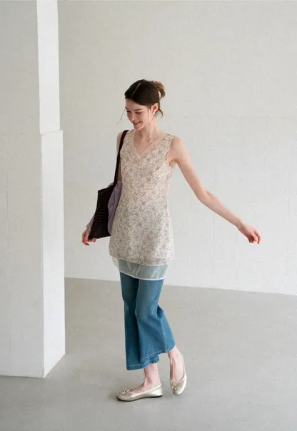 Floral Print V Neck Sleeveless Dress With Layered Hem