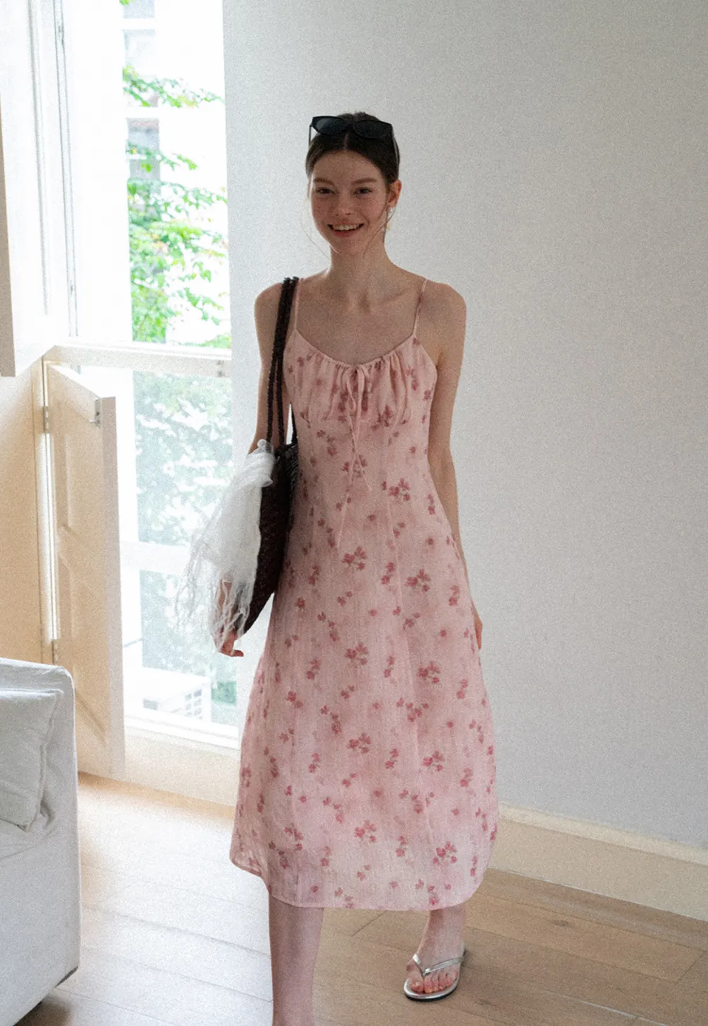 Floral Print Sleeveless Midi Dress with Adjustable Straps