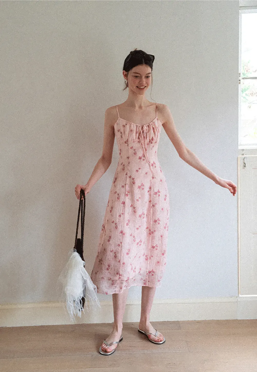 Floral Print Sleeveless Midi Dress with Adjustable Straps
