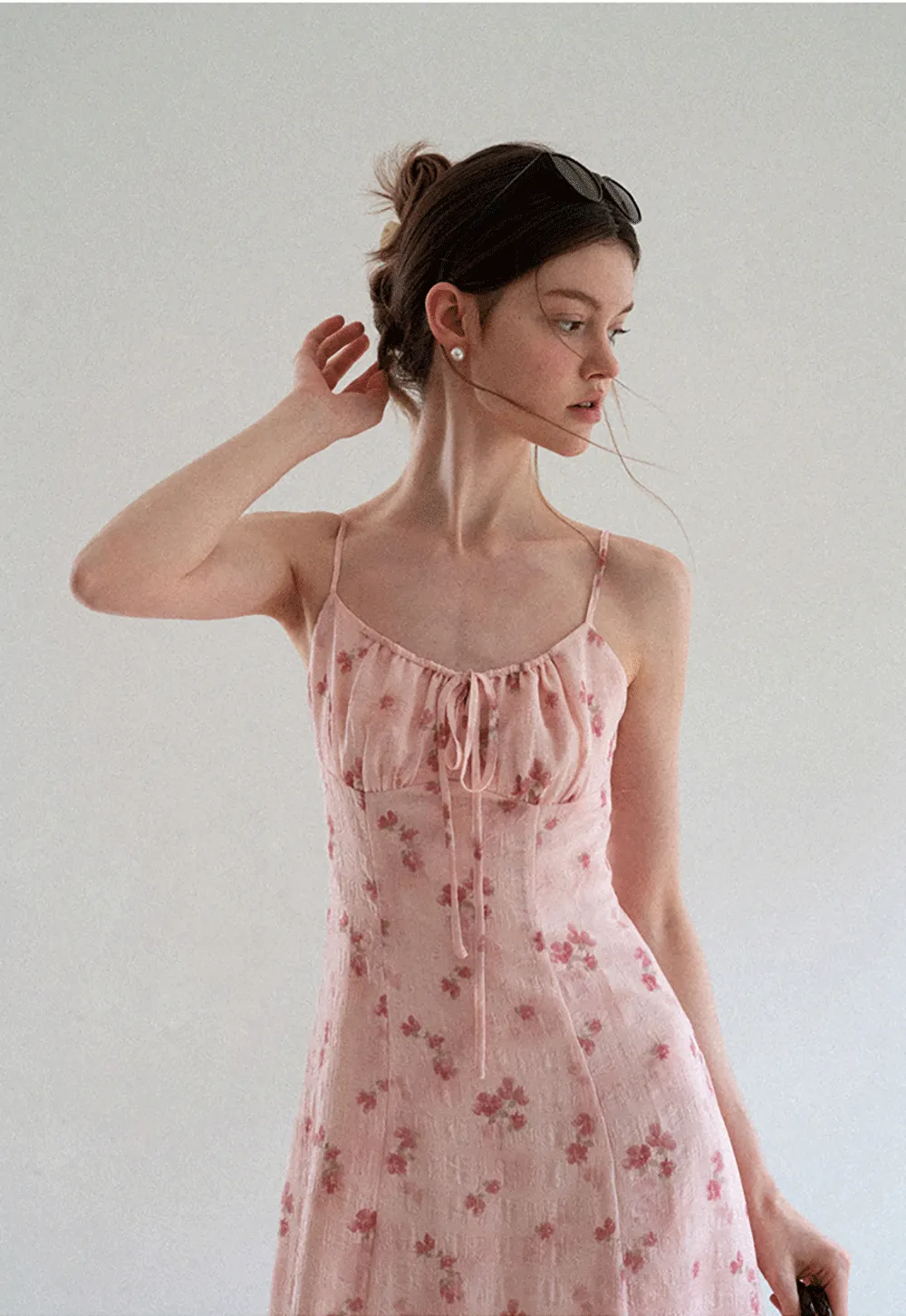Floral Print Sleeveless Midi Dress with Adjustable Straps