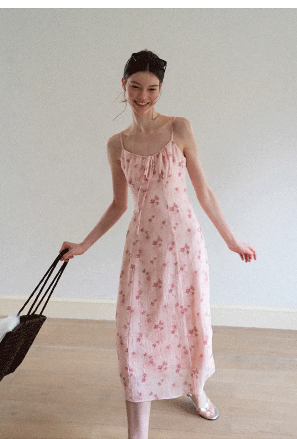 Floral Print Sleeveless Midi Dress with Adjustable Straps