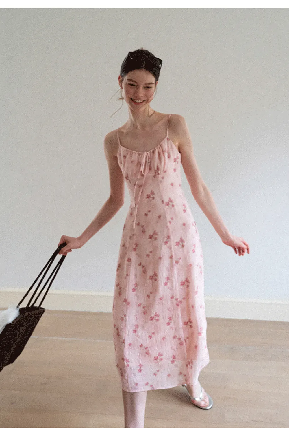 Floral Print Sleeveless Midi Dress with Adjustable Straps