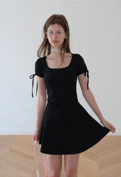Square Neck Short Sleeve Tie Detail Dress