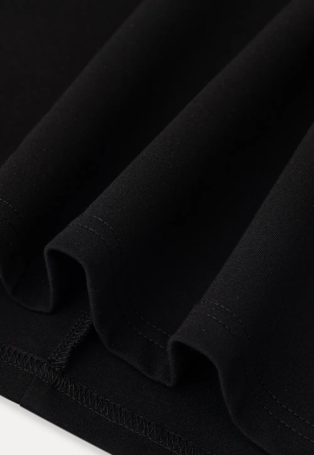 Robe mini sans manches à détail cache-cœur