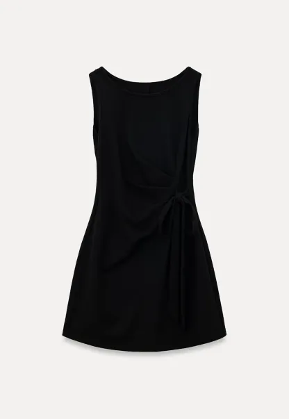 Robe mini sans manches à détail cache-cœur