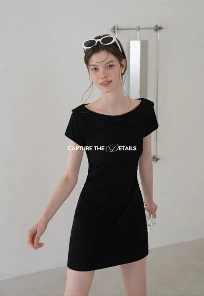 Minikleid mit Peter-Pan-Kragen und kurzen Ärmeln