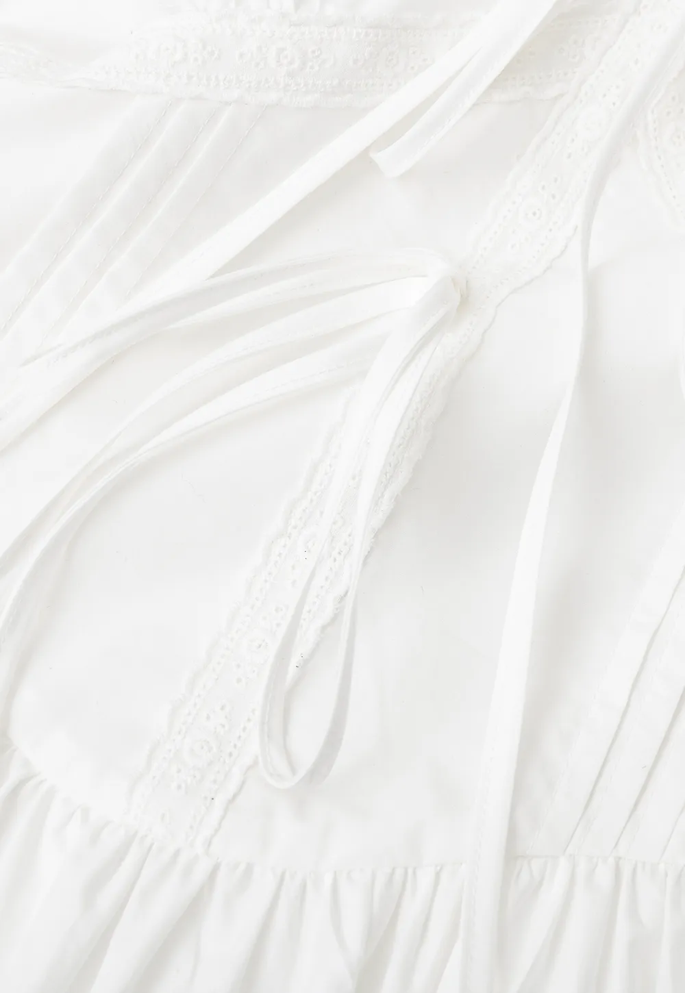 V Neck Lace Trim Puffed Sleeve Drawstring Dress