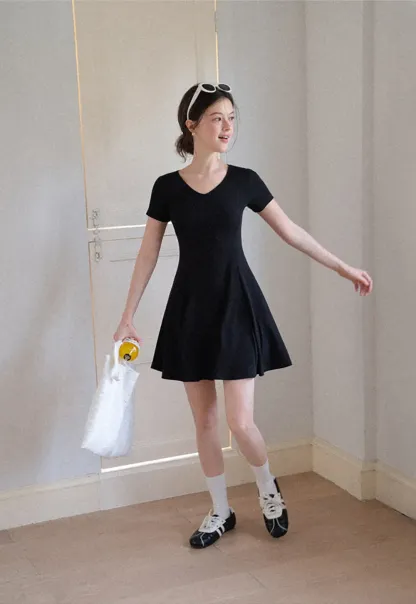 V Neck Short Sleeve A Line Dress