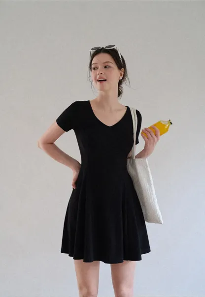 V Neck Short Sleeve A Line Dress