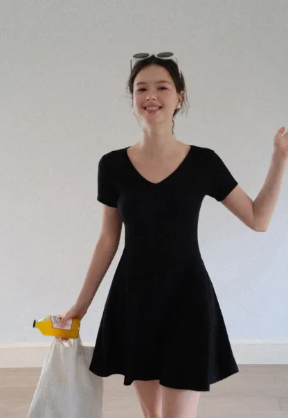 V Neck Short Sleeve A Line Dress
