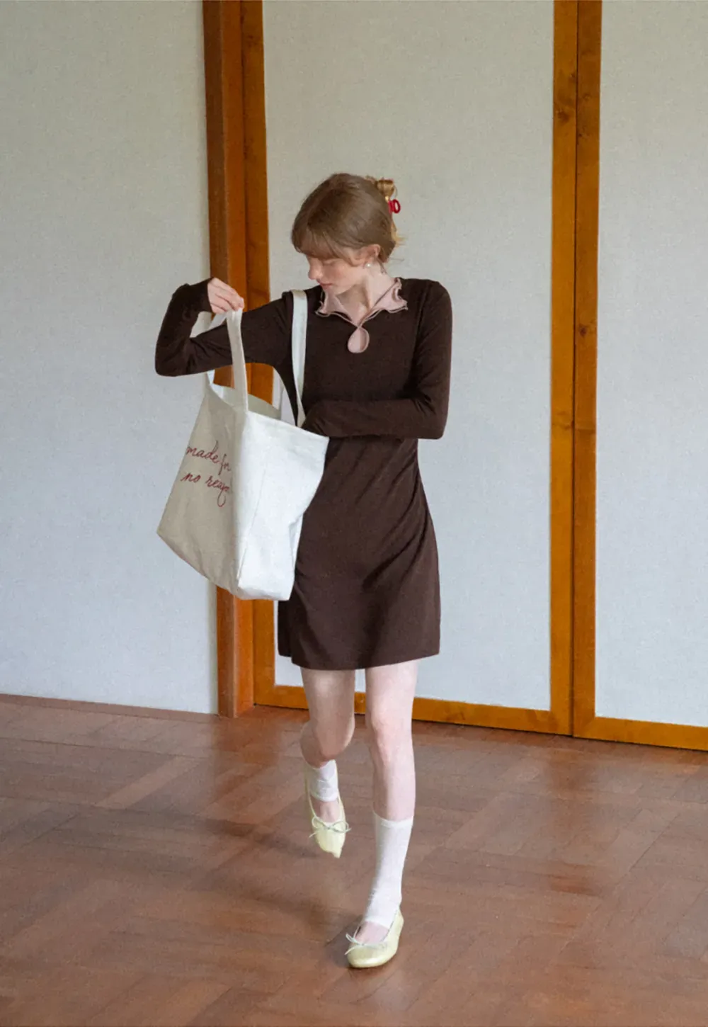 Ruffled Collar Long Sleeve Knit Dress