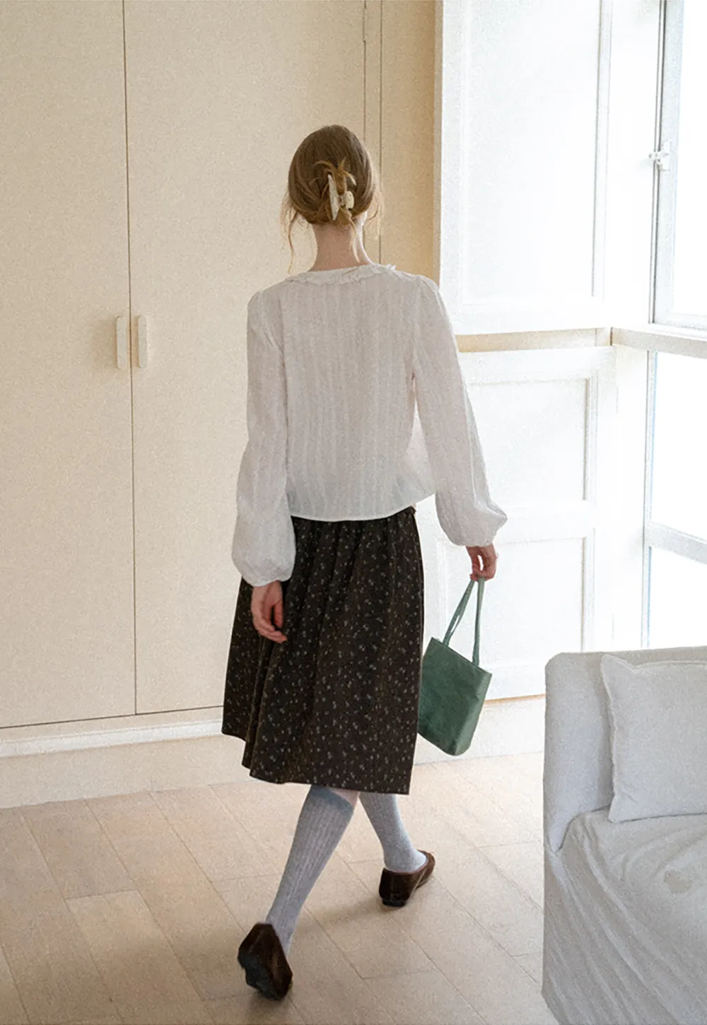 Ruffled Collar Bow Tie Sleeveless Dress with Long Sleeve Blouse