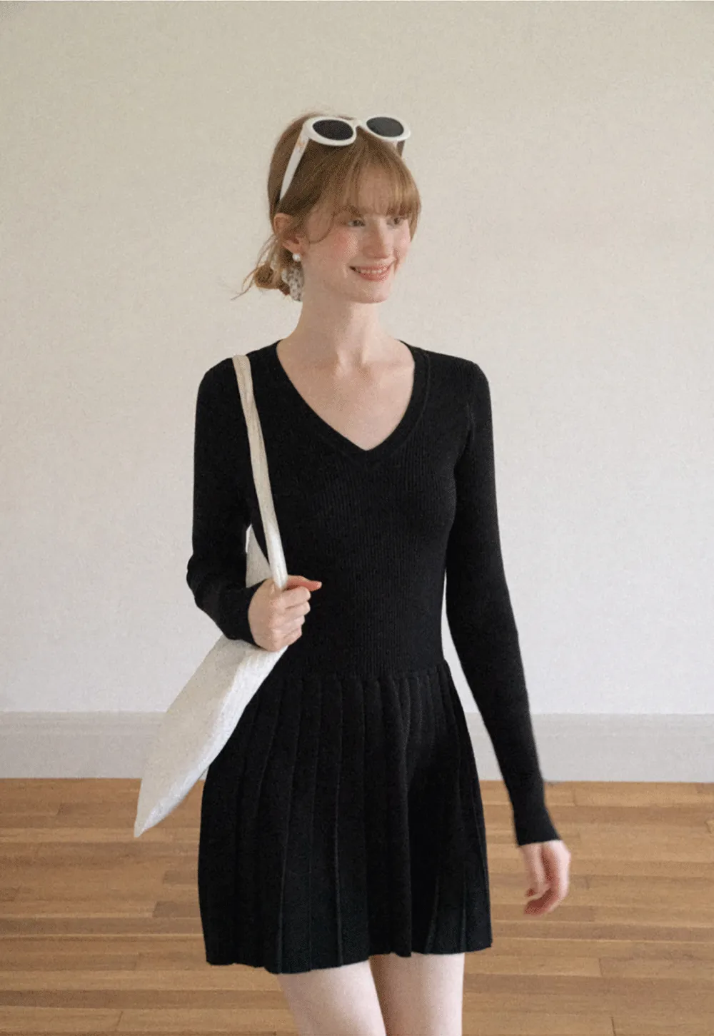 Ribbed Knit V Neck Long Sleeve Pleated Mini Dress
