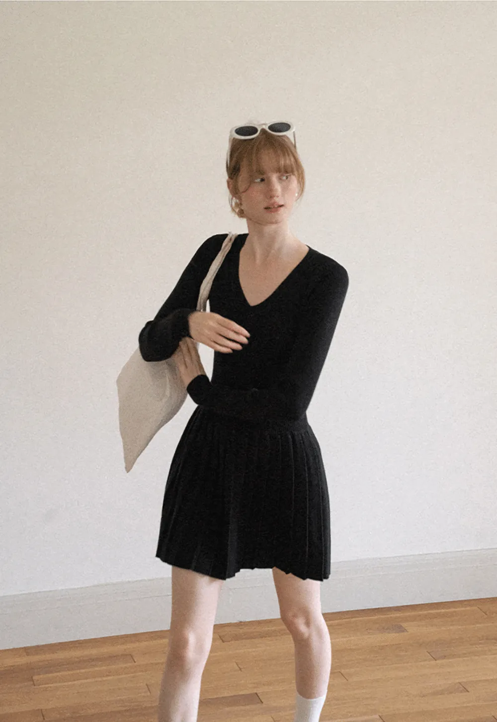 Ribbed Knit V Neck Long Sleeve Pleated Mini Dress