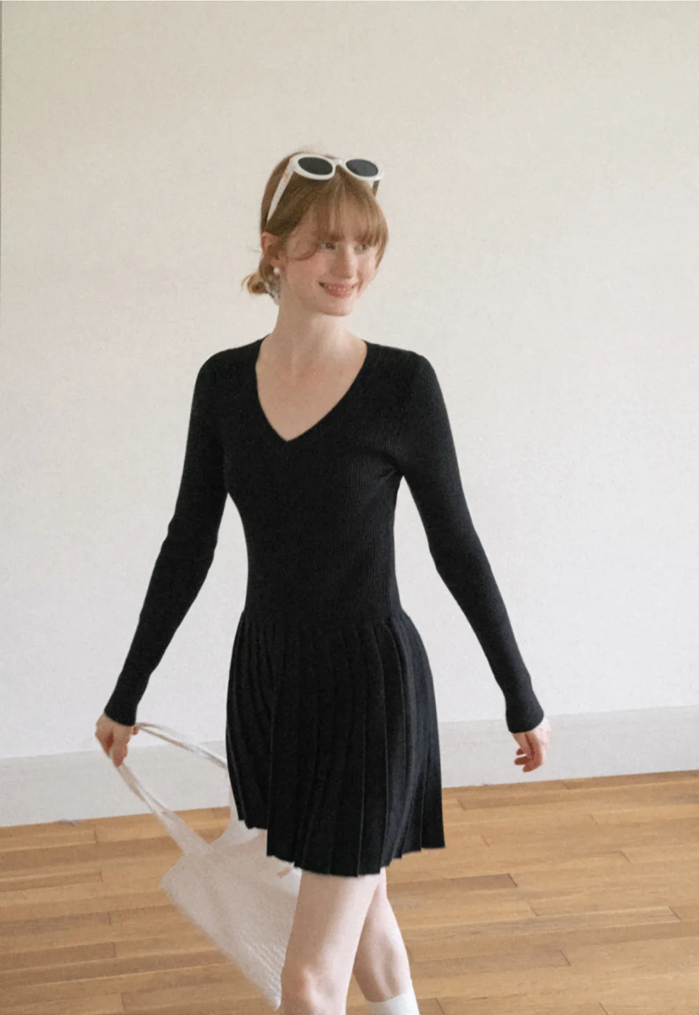 Ribbed Knit V Neck Long Sleeve Pleated Mini Dress