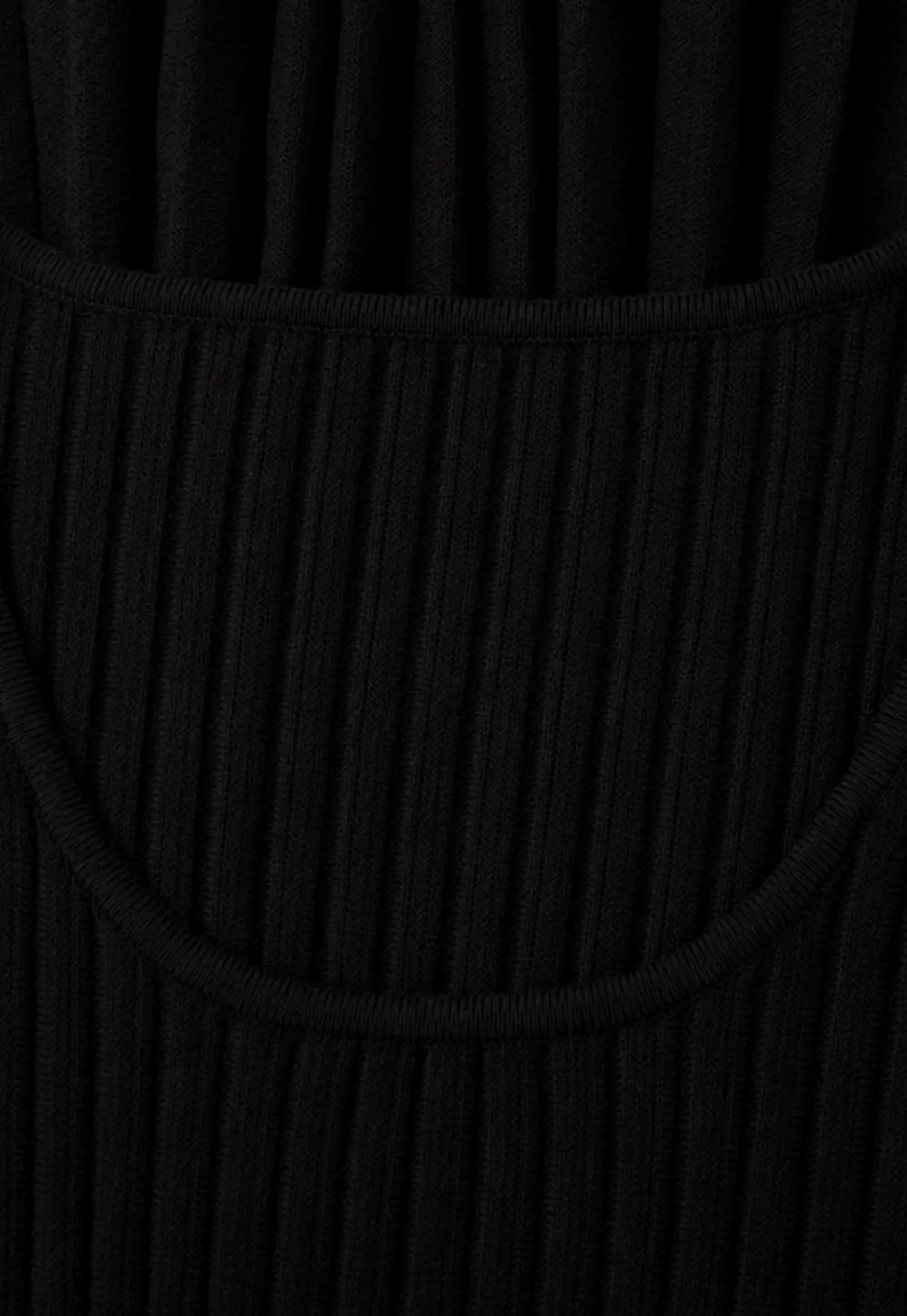 Ribbed Knit Pleated Skirt Dress with Flared Sleeves