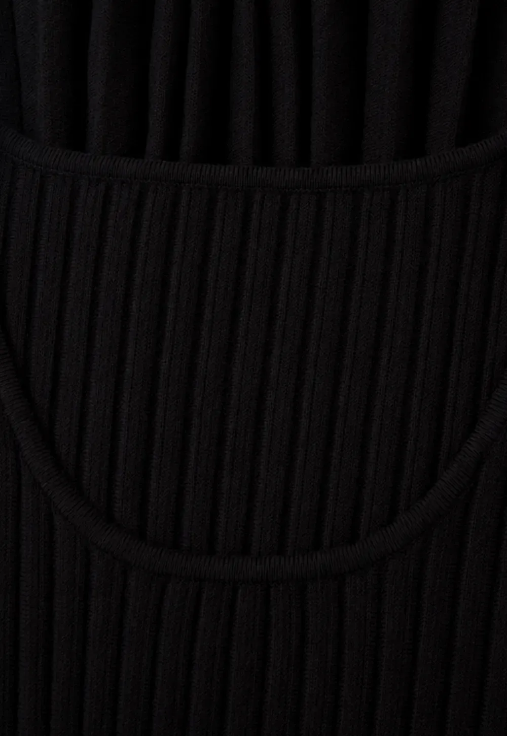 Ribbed Knit Pleated Skirt Dress with Flared Sleeves