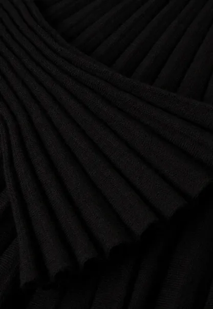 Ribbed Knit Pleated Skirt Dress with Flared Sleeves