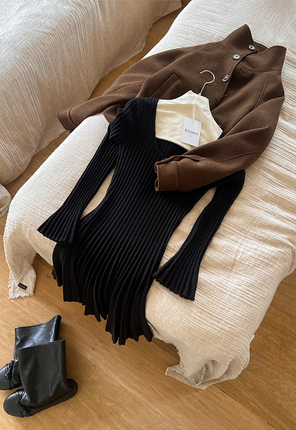 Ribbed Knit Pleated Skirt Dress with Flared Sleeves